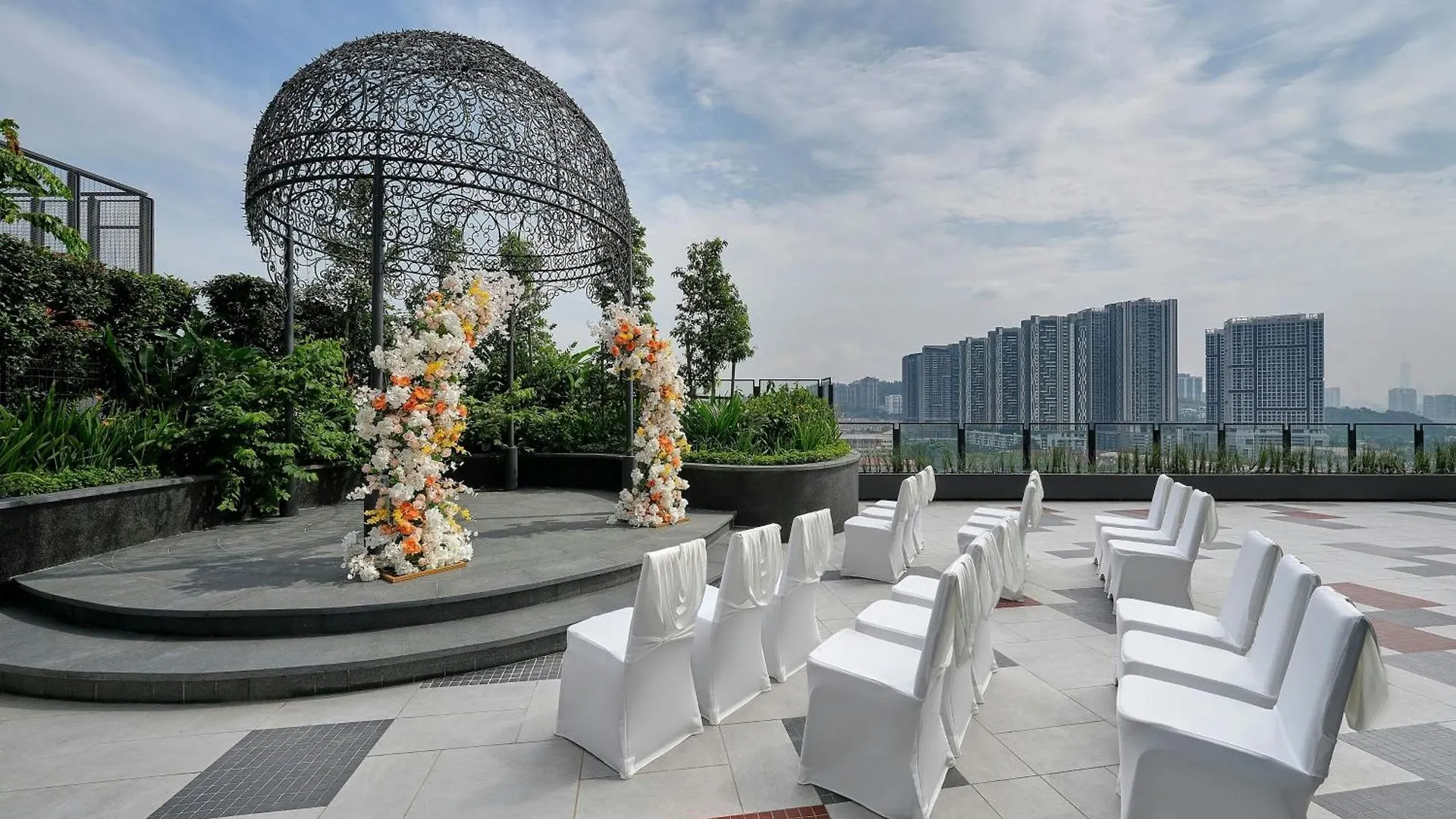Courtyard By Marriott Kuala Lumpur South Hotel